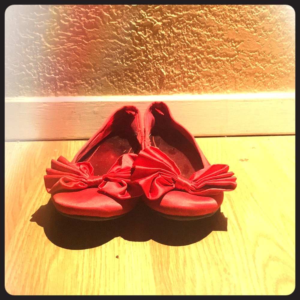 Beautiful ballet flats in watermelon with a bow